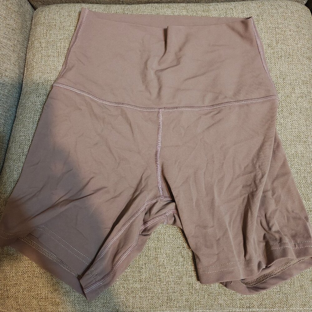 Lululemon high Rise bike shorts